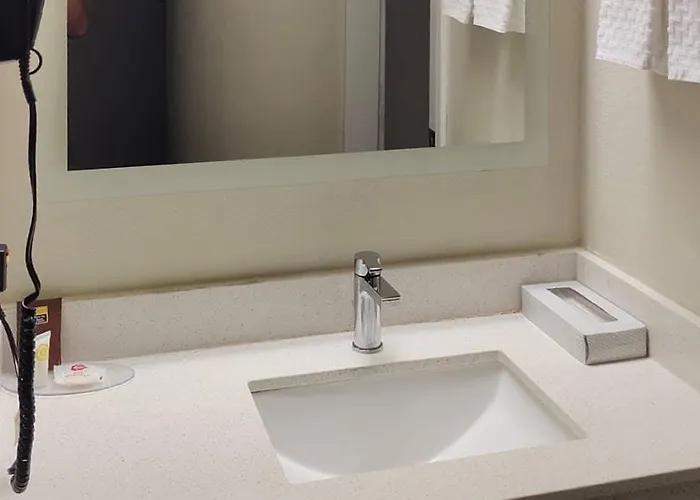 Sleep & North Hotel Peoria