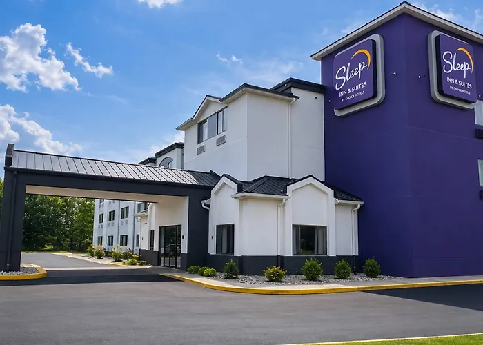 Sleep & North Hotel 2*