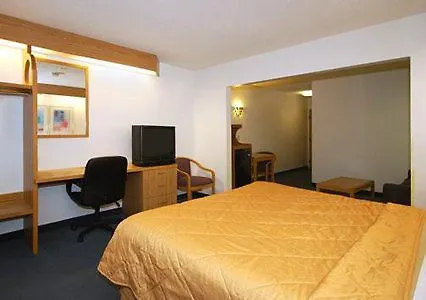 Hotel Sleep & North Peoria